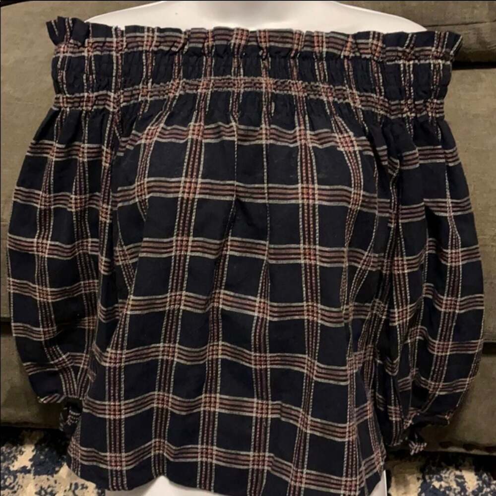 Rossmore Women's Off-The-Shoulder Plaid Smocked Blouse Small